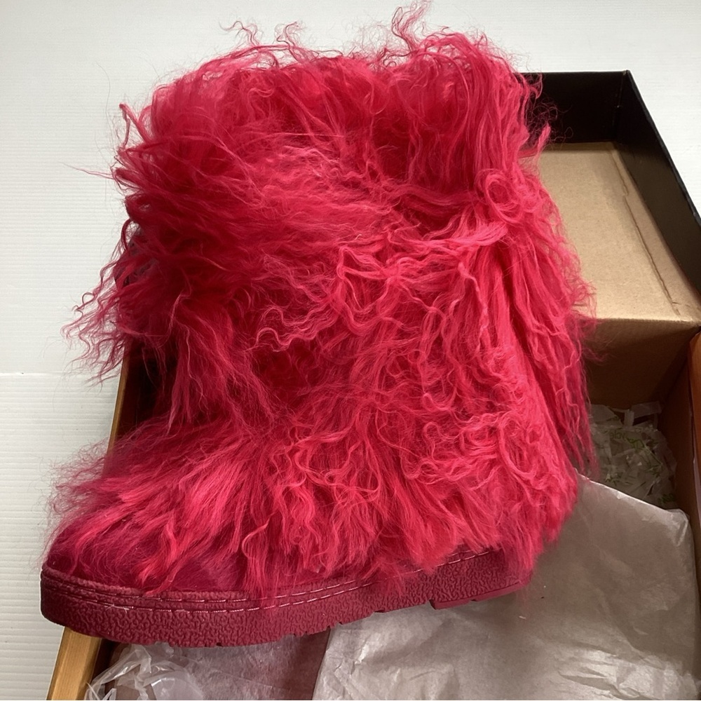 Bearpaw Women's Boetis II Electric Pink Winter Boots Size 7 Sherpa Lining NIB